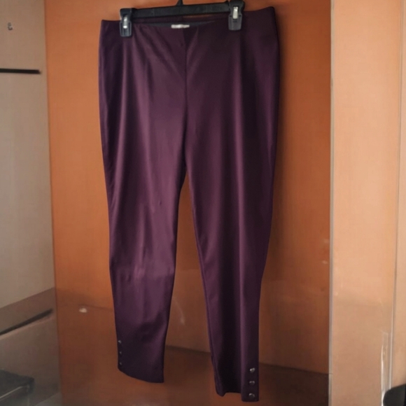 VAN HEUSEN Maroon Stretch Slip-On Pants With Snaps on the Pant Legs - Picture 1 of 9